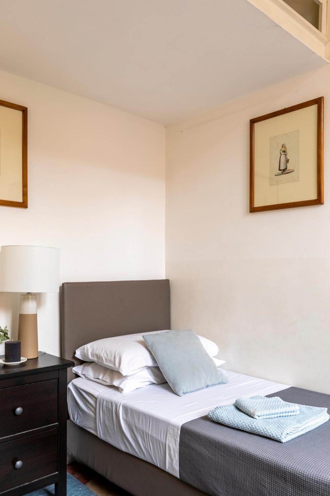 רומא Colosseo Apartment- Heart Of Rione Monti מראה חיצוני תמונה